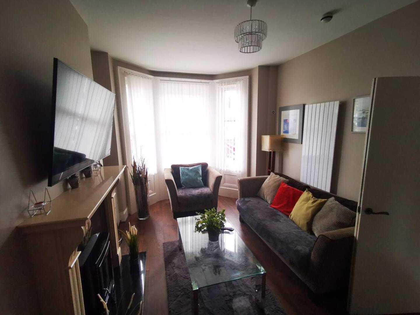 فيلا 4 Bed Boutique House Lisburn Road بلفاست المظهر الخارجي الصورة